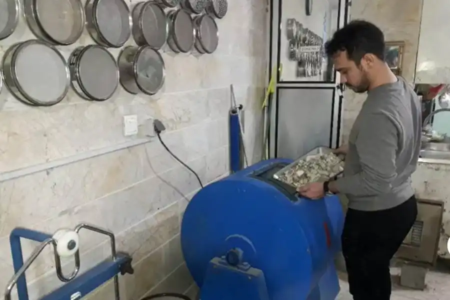آزمایش لس آنجلس، برای تعیین درصد سایش مصالح سنگی